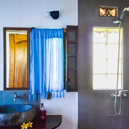 H2O Peaceful Yoga Resort Gili Air Exterior photo